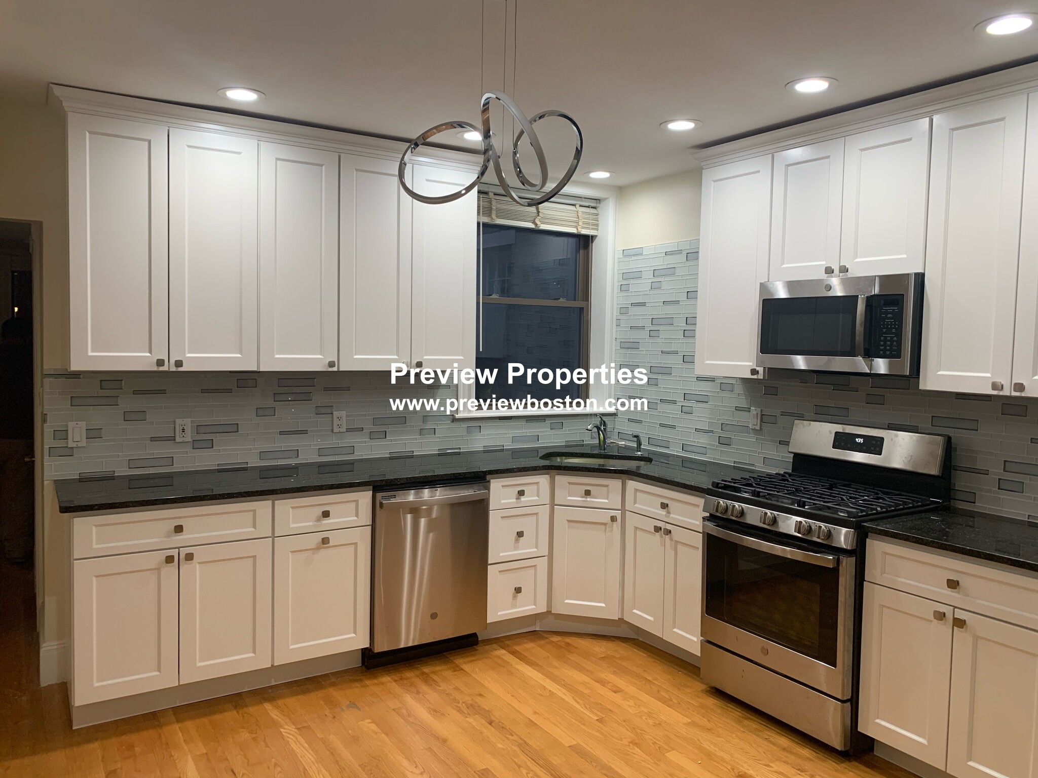 12 Dean Rd, Brookline