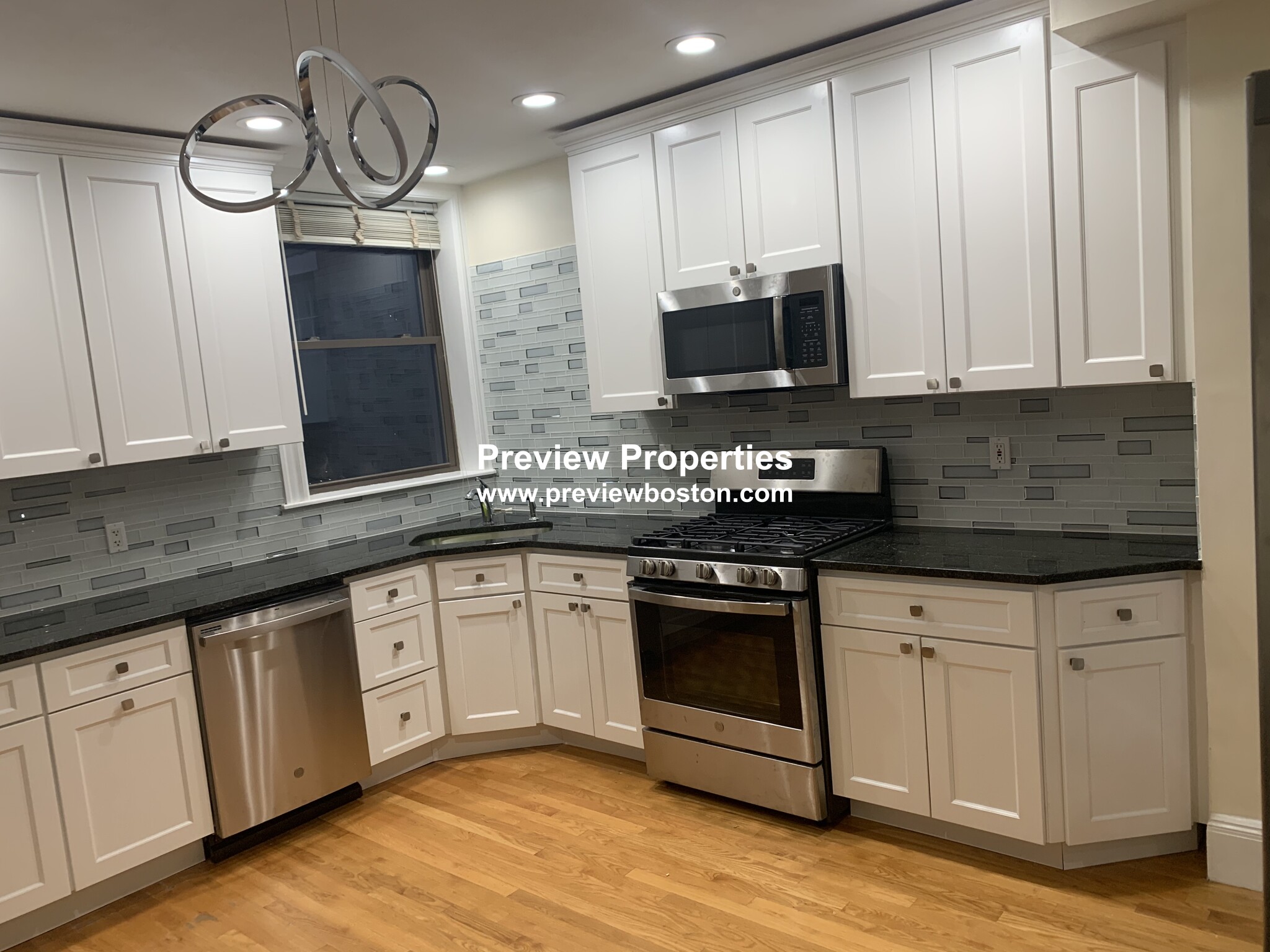 12 Dean Rd, Brookline