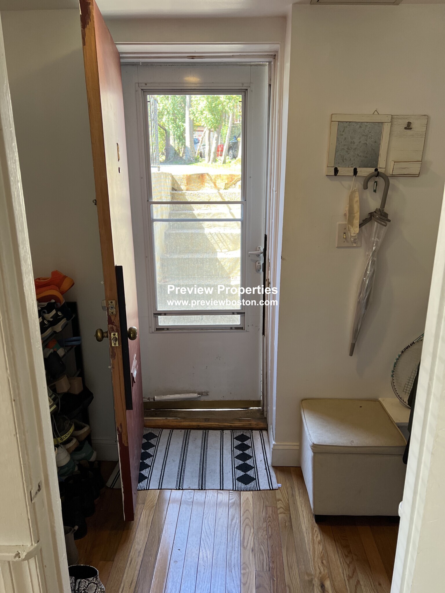 8 Kinross Rd, Brighton