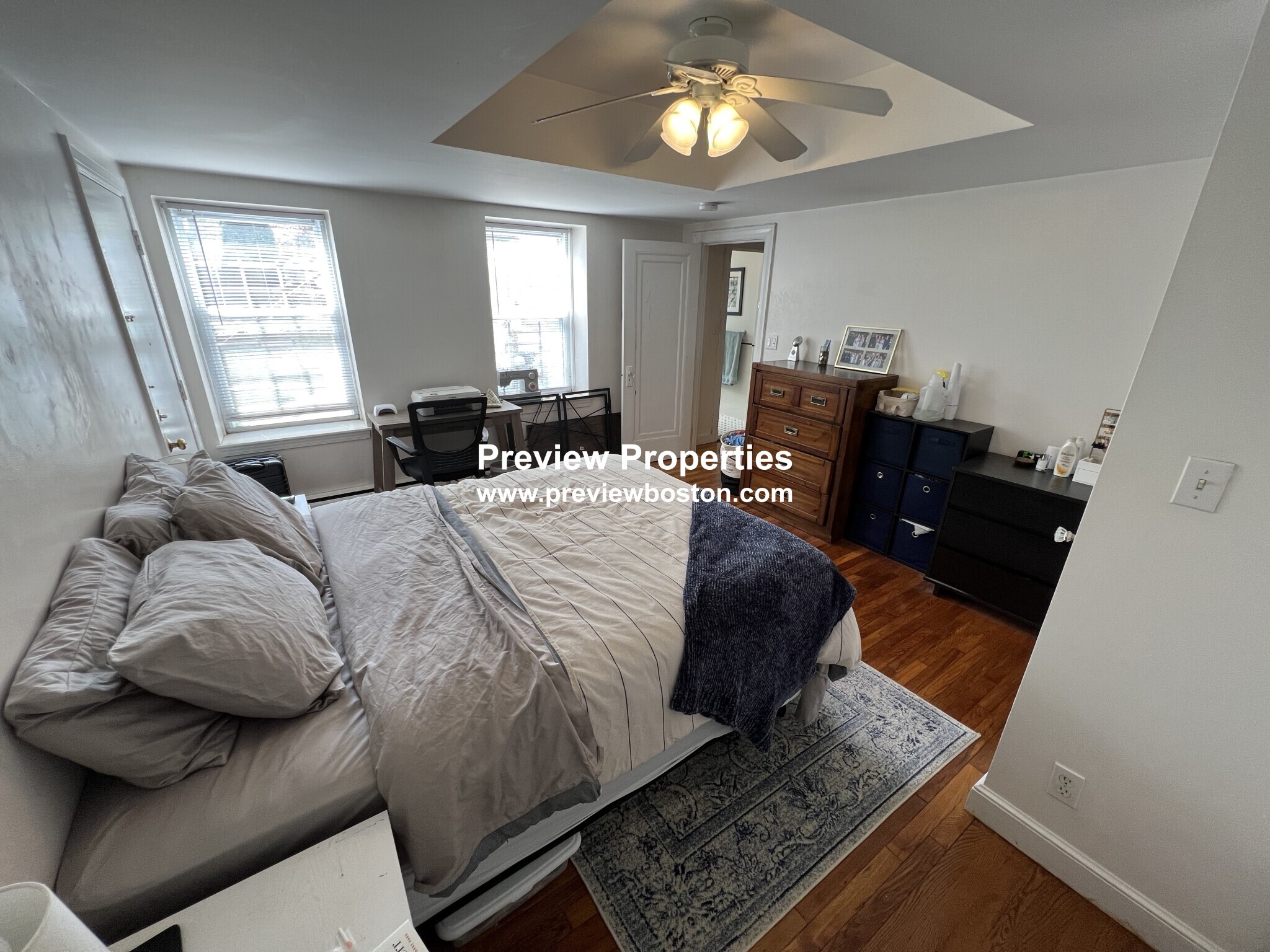 8 Kinross Rd, Brighton