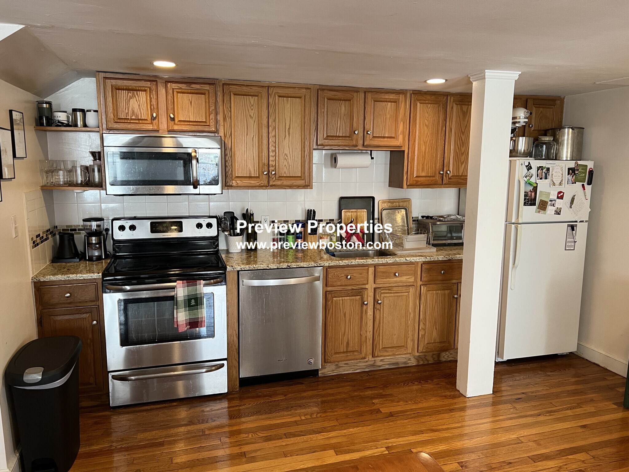 8 Kinross Rd, Brighton