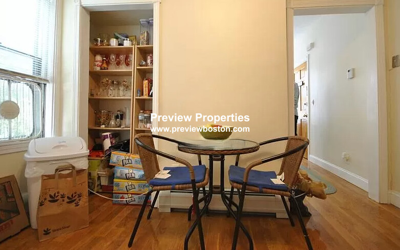 14 Leverett St, Boylston Street