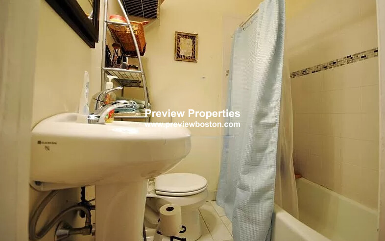 14 Leverett St, Boylston Street