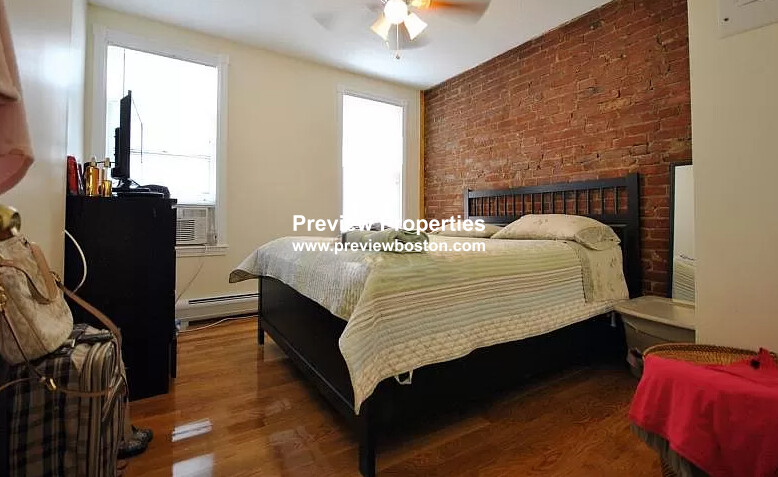 14 Leverett St, Boylston Street