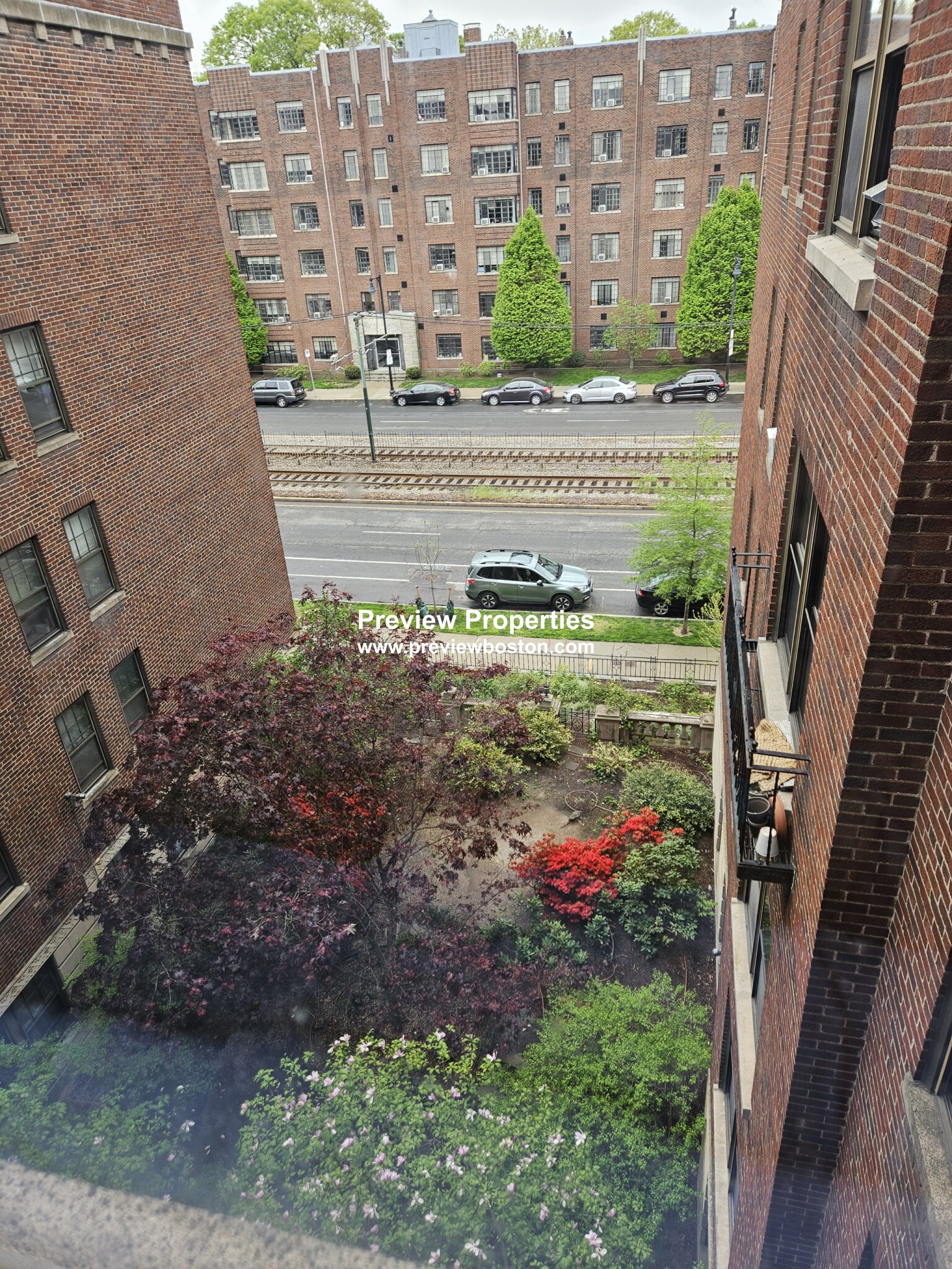 1949 Commonwealth Ave, Brighton