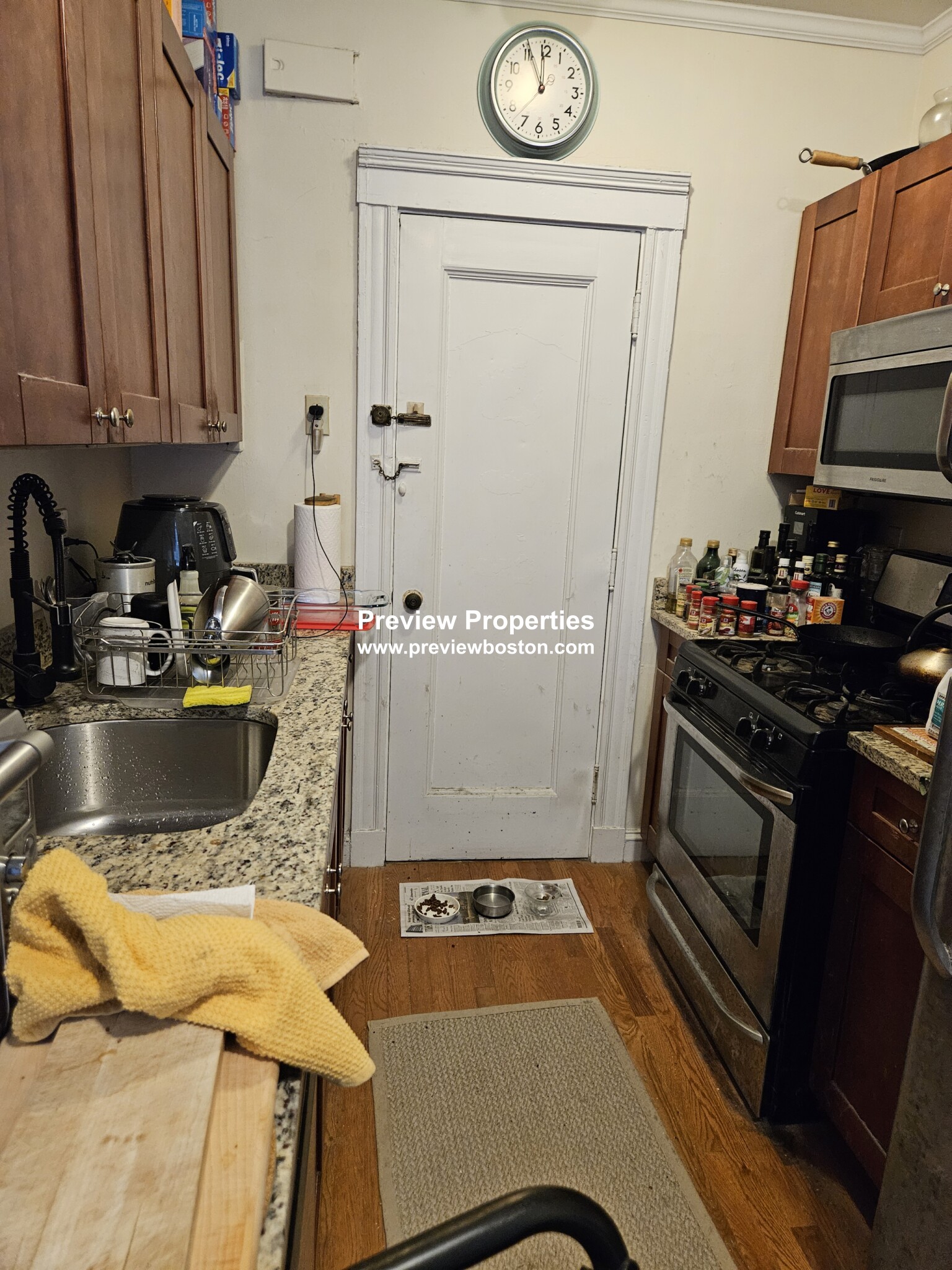 1949 Commonwealth Ave, Brighton