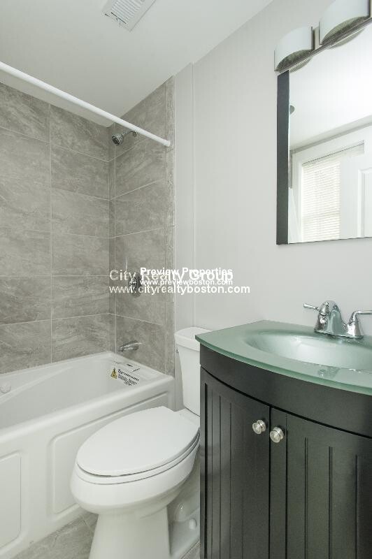 2971 Washington St, Roxbury