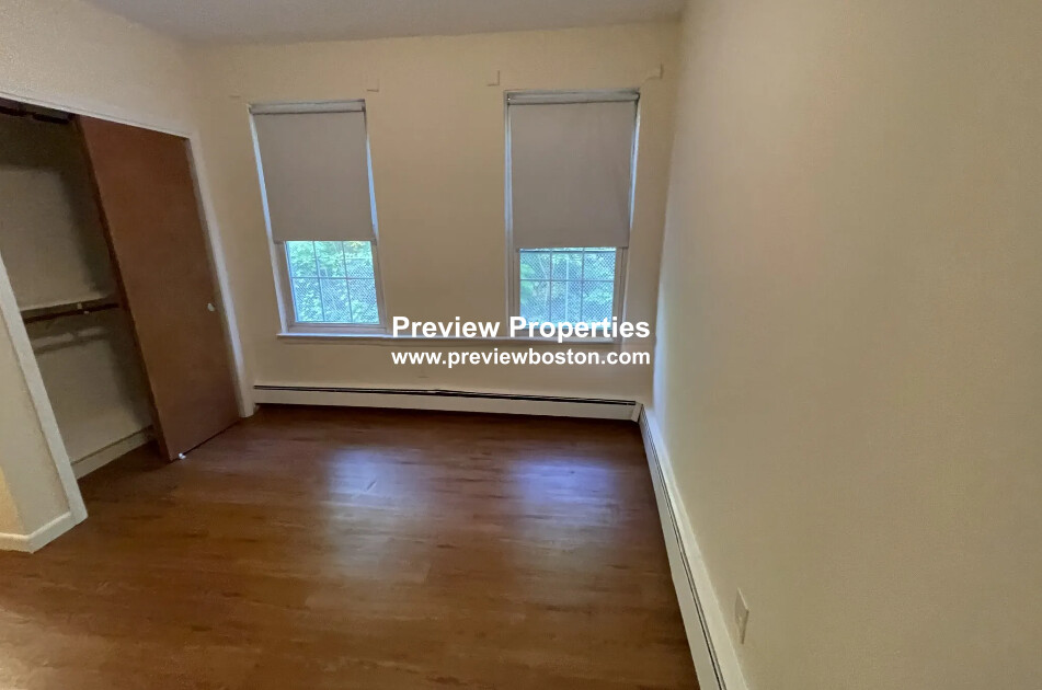 66 South Huntington Ave, Jamaica Plain