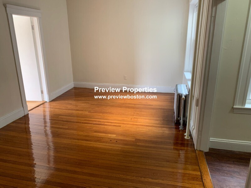 1167 Boylston St, Fenway