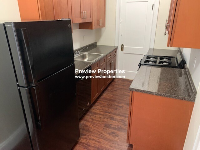 1167 Boylston St, Fenway