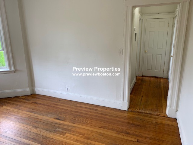 1179 Boylston St, Fenway