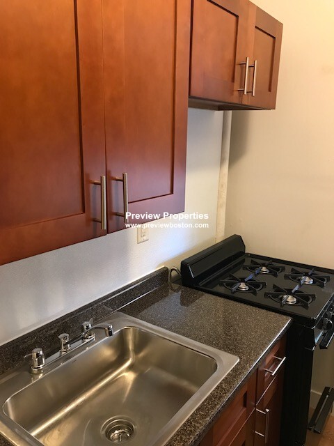 1191 Boylston St, Fenway