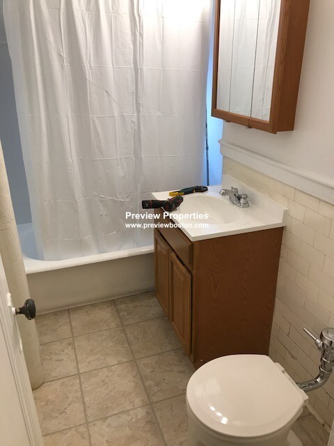 1191 Boylston St, Fenway