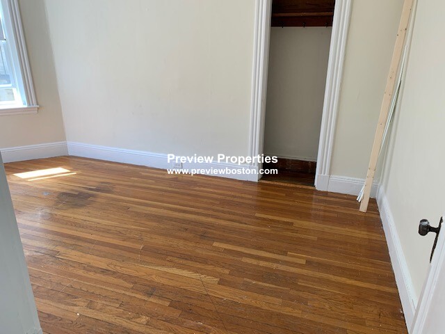 1191 Boylston St, Fenway