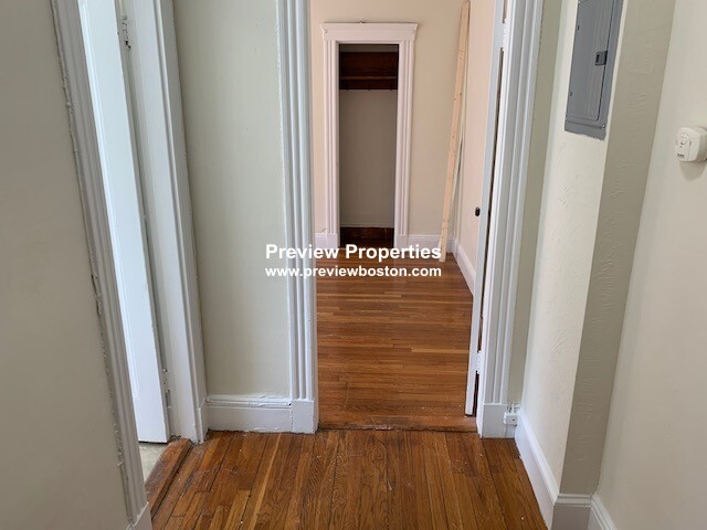 1191 Boylston St, Fenway