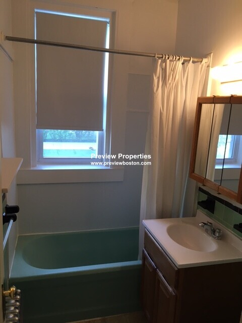 66 Chiswick Rd, Brighton