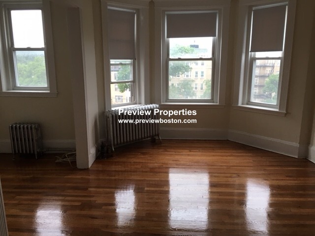 1334 Commonwealth Ave, Allston