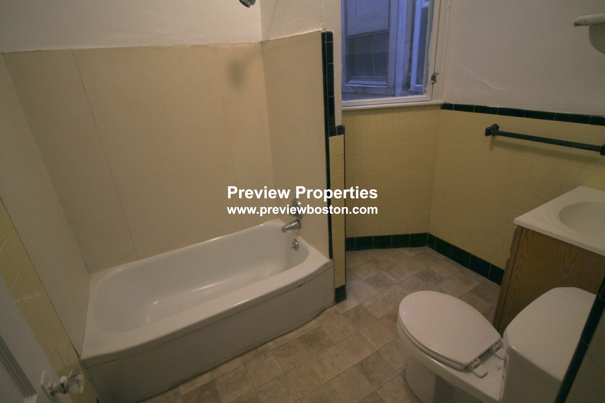 1381 Commonwealth Ave, Allston