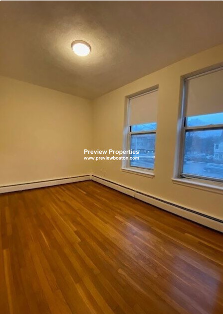 164 North Beacon St, Brighton