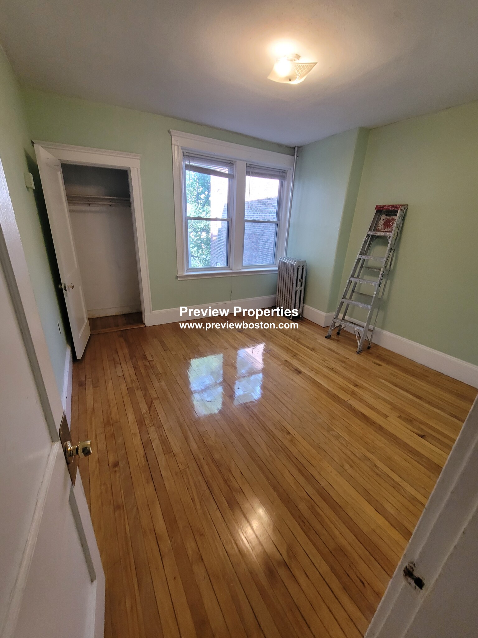 1377A Commonwealth Ave, Allston