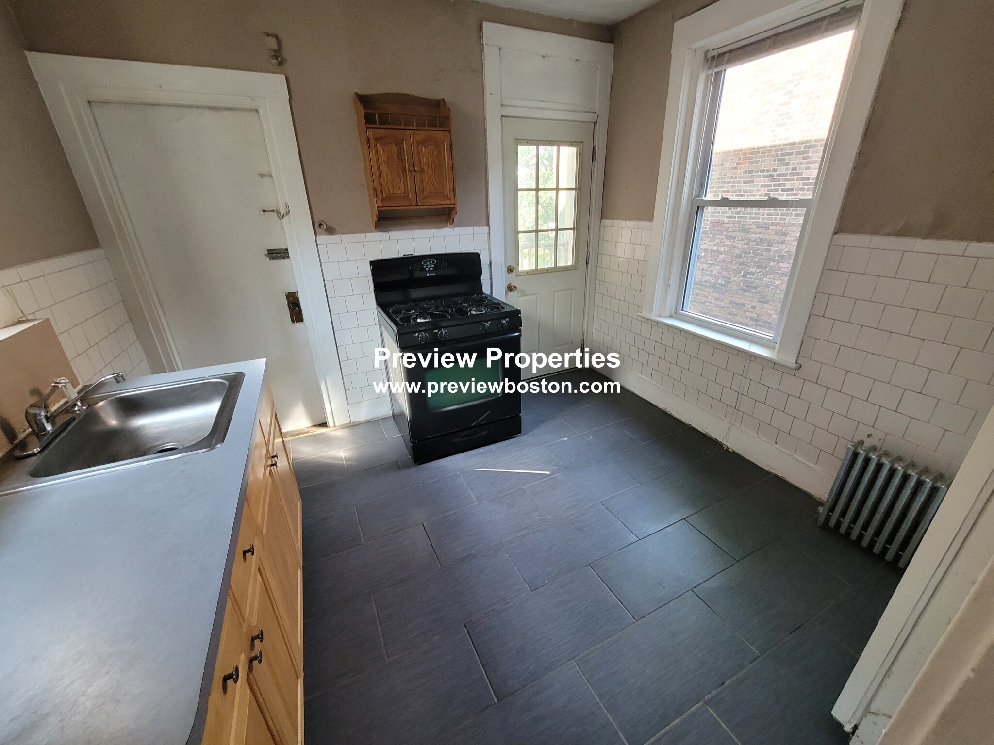 1377A Commonwealth Ave, Allston