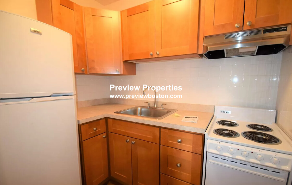 172 North Beacon St, Brighton