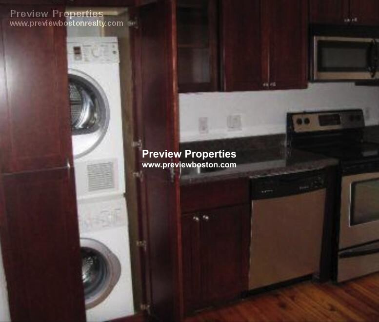 600 Columbia Rd, Dorchester