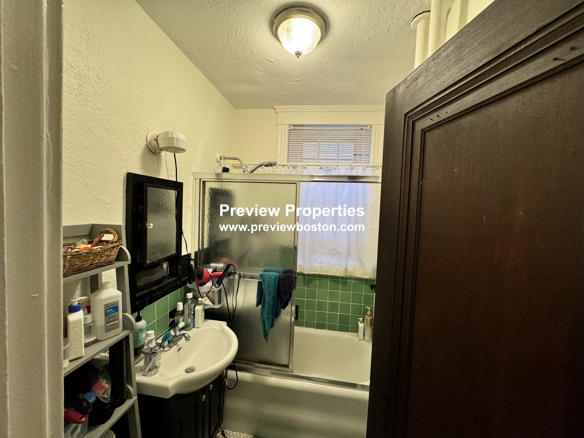 1945 Commonwealth Ave, Brighton