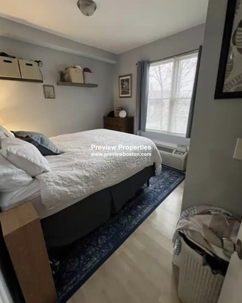 846 Dorchester Ave, Dorchester