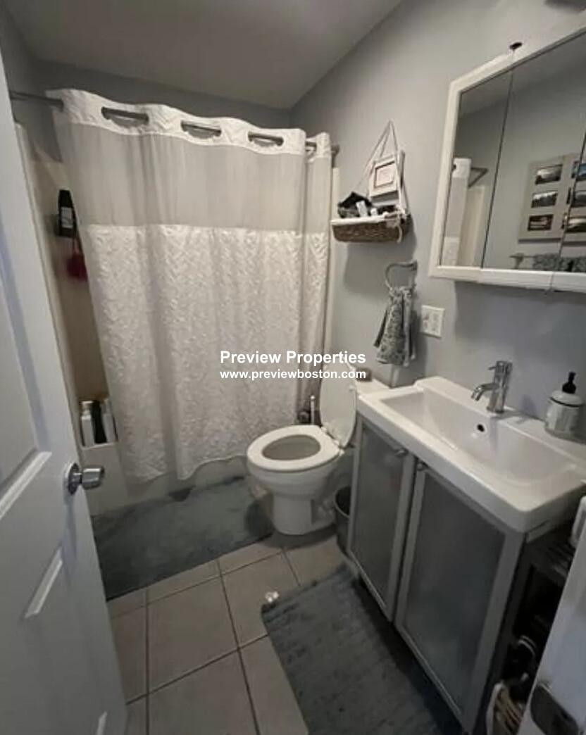 846 Dorchester Ave, Dorchester