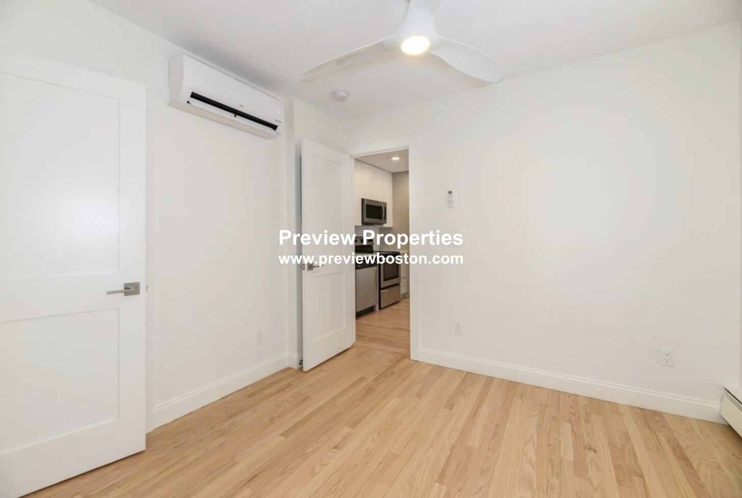 198 Hillside St, Mission Hill