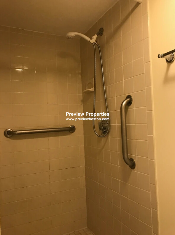 31 Channing St, Newton Corner