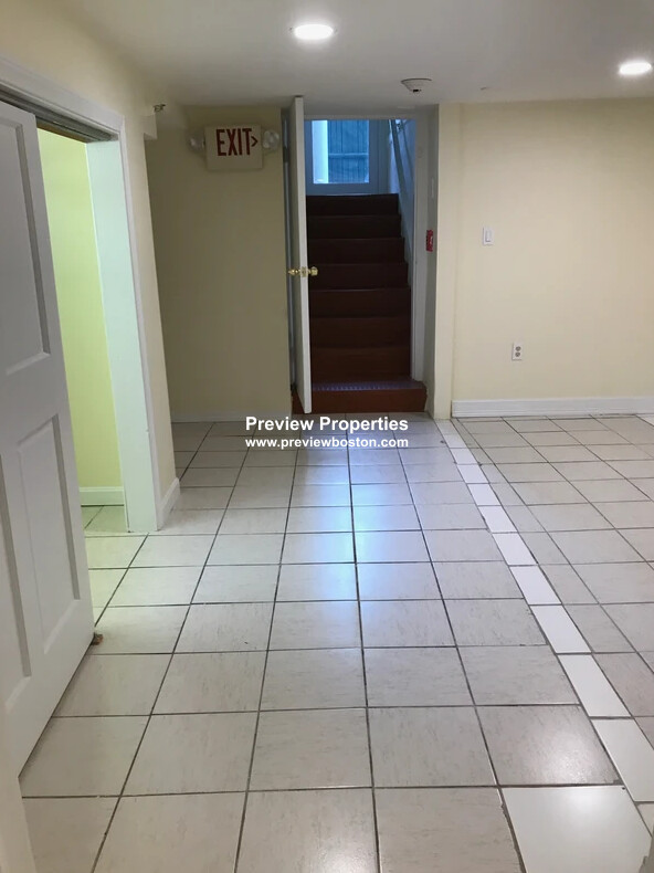 31 Channing St, Newton Corner