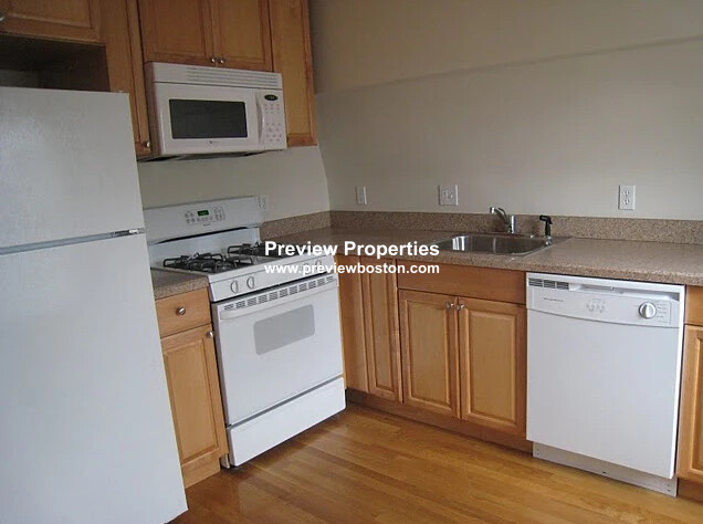 49 Pearl St, Newton Corner