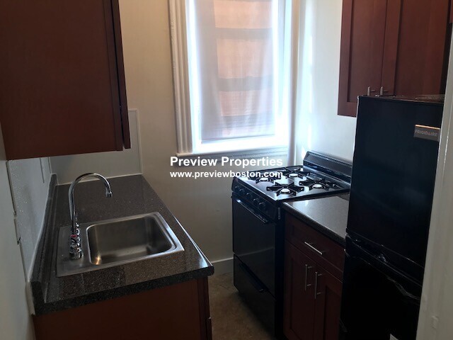 1185 Boylston St, Fenway