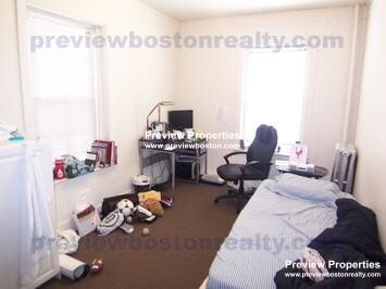 130 Englewood Ave, Brighton