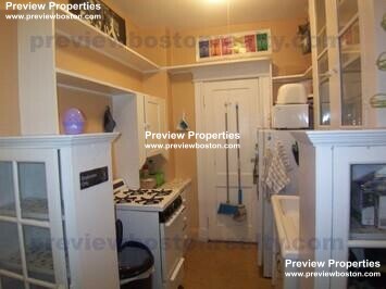 1641 Commonwealth Ave, Brighton