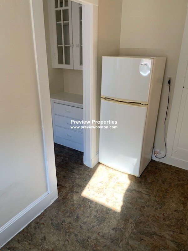 66 Chiswick Rd, Brighton