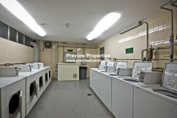 1455 Commonwealth Ave, Brighton