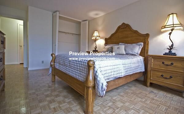 1455 Commonwealth Ave, Brighton