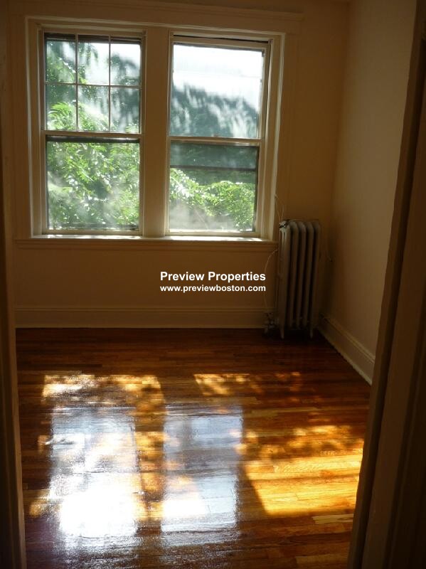 1450 Commonwealth Ave, Brighton