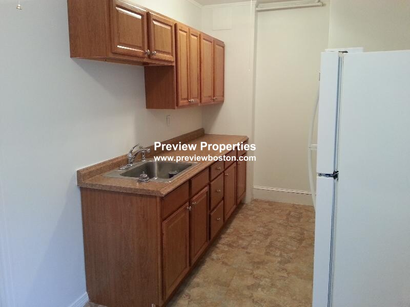 1615 Commonwealth Ave, Brighton