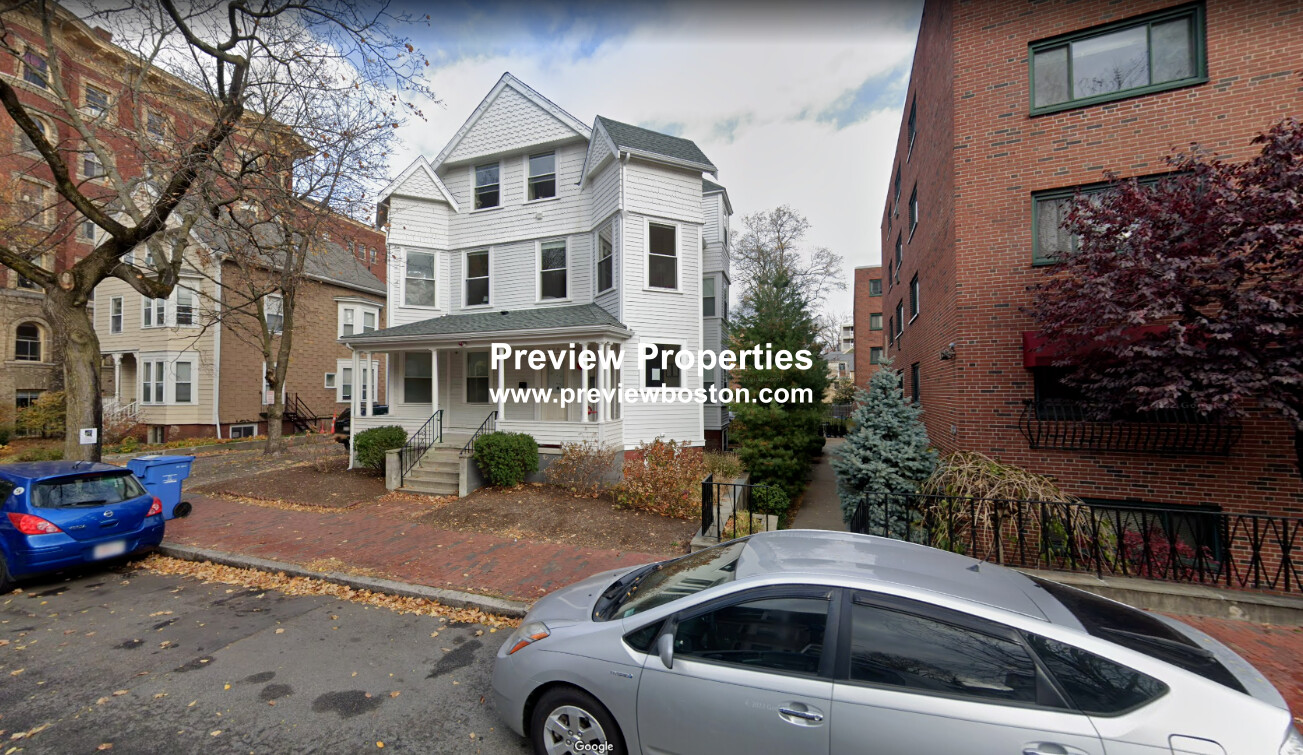 379 Harvard St, Mid Cambridge