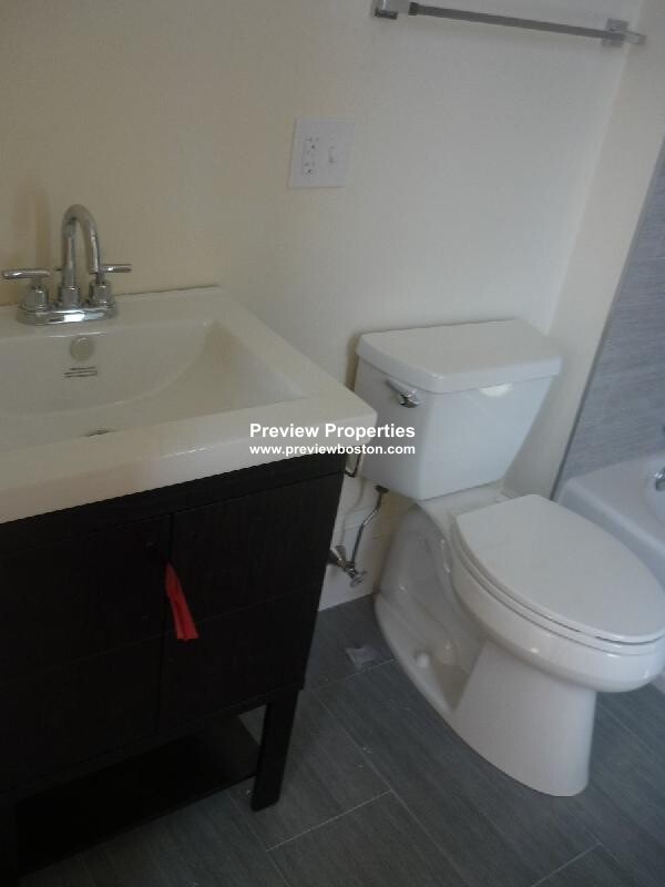 6 Larose Pl, Brighton