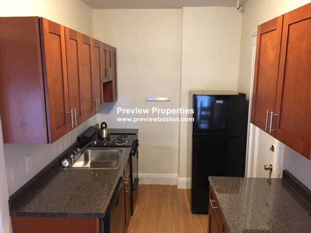 109 Brainerd Rd, Allston