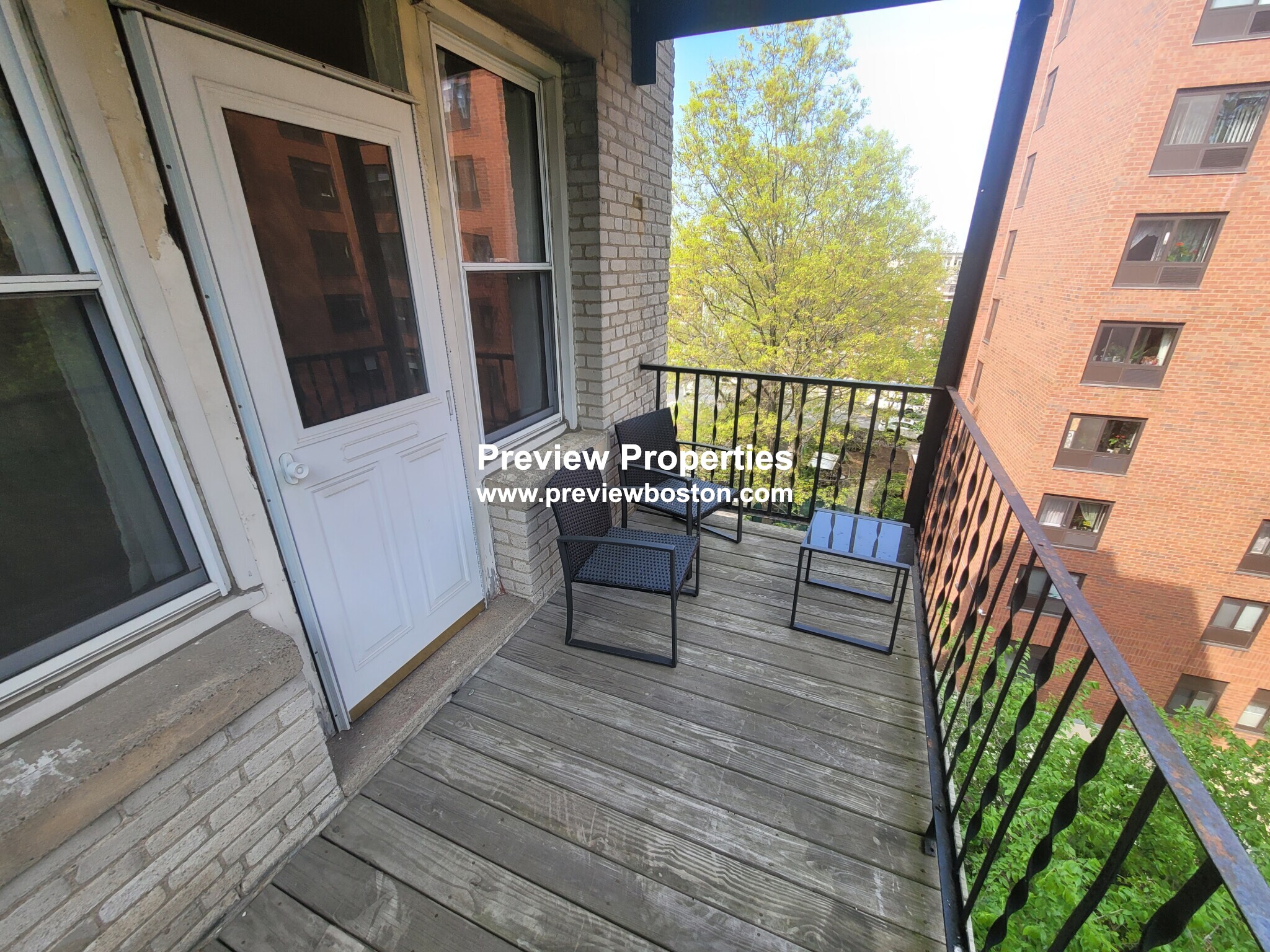 1626 Commonwealth Ave, Brighton