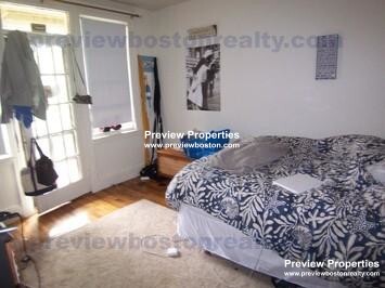 1626 Commonwealth Ave, Brighton