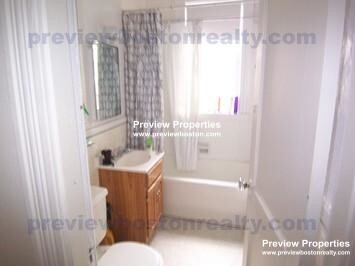 1626 Commonwealth Ave, Brighton