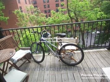 1626 Commonwealth Ave, Brighton