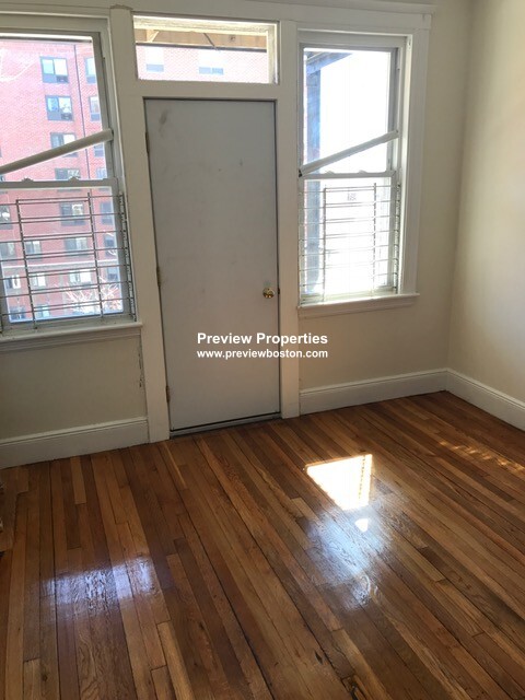 1630 Commonwealth Ave, Brighton